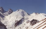 Les Aiguilles d'Arves, au centre, l'Aiguille de l'Epaisseur